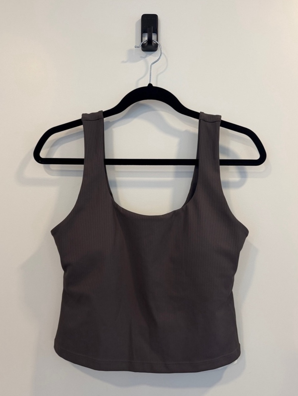 NWT Fabletics Oasis Twist Rib Bra Tank in Taupe Slate | Size Large
